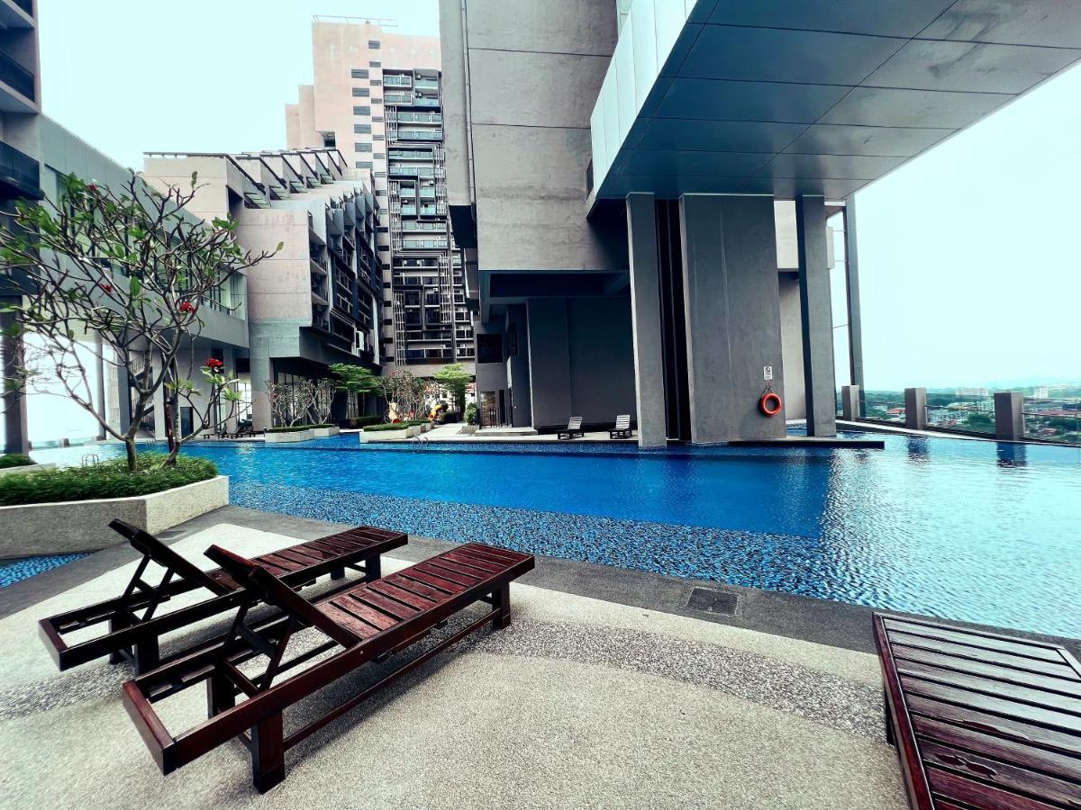 Imperio Residences Melaka Malacca Esterno foto