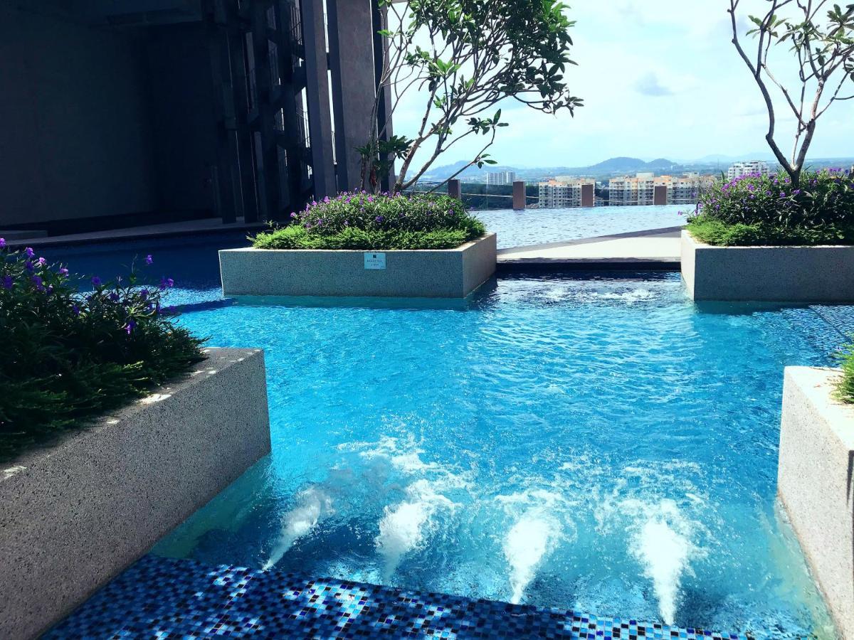 Imperio Residences Melaka Malacca Esterno foto